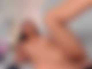 Sofii-James's Live Sex Cam Show