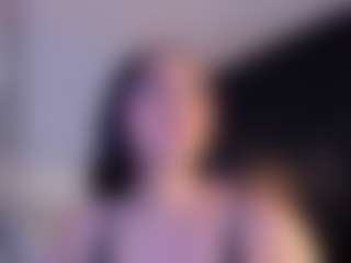 Live cam show with Sofii-James - Shaved on livesuperchat.net