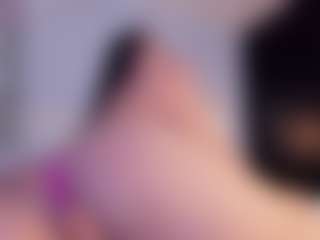Live cam show with Sofii-James - Shaved on Dare Cams