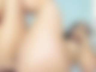 Sofii-James's Live Sex Cam Show