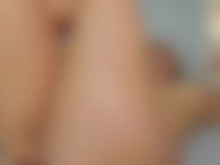 Sofii-James's Live Sex Cam Show