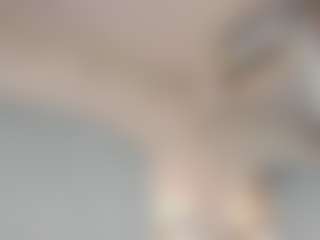 Live cam show with Sofii-James - Curvy Young Adult on Pornisteam.com