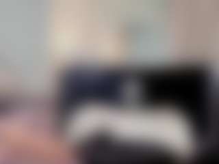 Live cam show with Sofii-James - Shaved on Camsoda