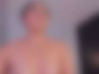 Sofii-James's Live Sex Cam Show