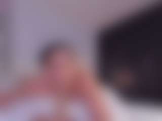 Live cam show with Sofii-James - Young Adult on Camsoda