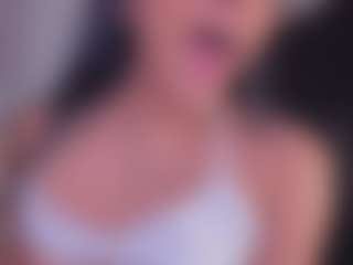 Sofii-James's Live Sex Cam Show