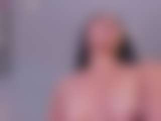 Sofii-James's Live Sex Cam Show