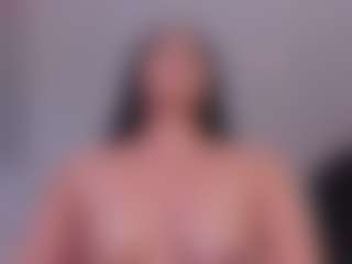 Sofii-James's Live Sex Cam Show