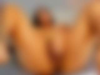 Sofii-James's Live Sex Cam Show