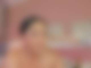 Live cam show with Sofii-James - Wild on SxyPornLive