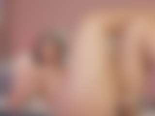 Live cam show with Sofii-James - Wild on studioflirtlive.com