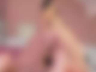 Live cam show with Sofii-James - Facial Piercings on Camsoda