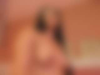 Live cam show with Sofii-James - Shake on xxxlivecams.org