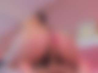 Live cam show with Sofii-James - Sexydance on Camsoda