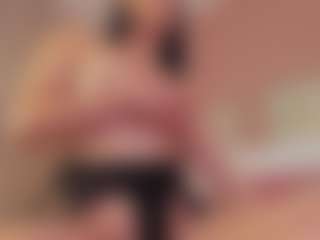 Sofii-James's Live Sex Cam Show