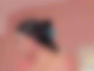 Live cam show with Sofii-James - Blowjob on Camming Site