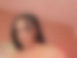 Live cam show with Sofii-James - Shaved on livesuperchat.net