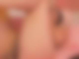 Sofii-James's Live Sex Cam Show