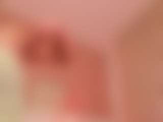 Live cam show with Sofii-James - Brown Hair Teen (18+) on camgirlchat.live