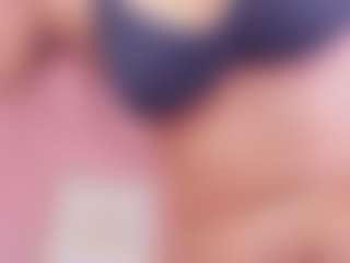 Show live cam dengan Sofii-James - Shredded di Camsoda