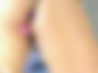 Live cam show with stefa-fun - Public Ebony on livesuperchat.net