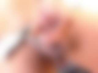 Live cam show with zafirocisnero - Tease on chickslive.net