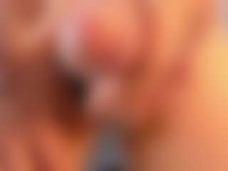 Live cam show with zafirocisnero - Tease on Dare Cams
