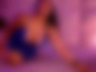 BriannaBrave's Live Sex Cam Show