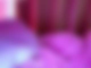 Live cam show with BriannaBrave - Young Adult on Mixed Magazine Live