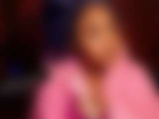 Live cam show with BriannaBrave - Black Squirt on Sweet Sext