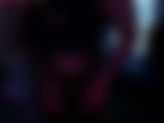 Live cam show with BriannaBrave - Curvy Teen (18+) on Dolls Live
