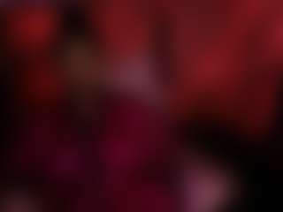 Live cam show with BriannaBrave - Tease on studioflirtlive.com