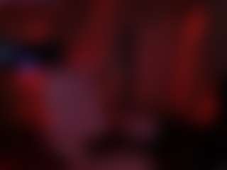 Live cam show with BriannaBrave - Tease on alttransgirls