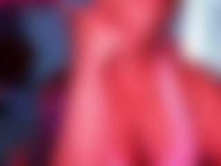 Live cam show with BriannaBrave - BBW on Camming Site