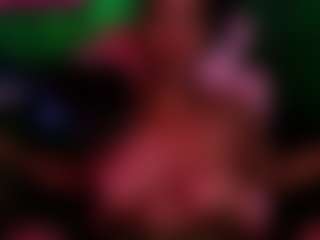 BriannaBrave's Live Sex Cam Show
