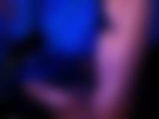 Live cam show with BriannaBrave - Black Blowjob on Camiplay Live