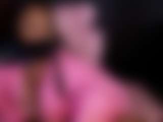Live cam show with BriannaBrave - Thick on Milfs Live