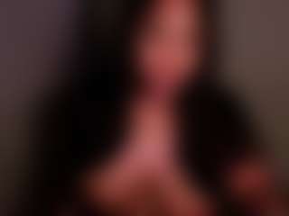 Live cam show with BriannaBrave - HD Big Tits on StripNow