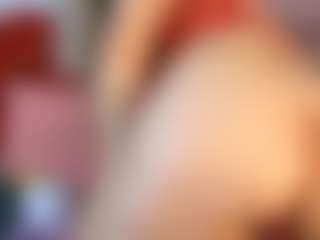 Live cam show with Genesis Zoe - Thong on CamClone