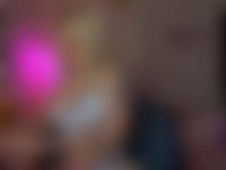 inkedgodd3ss's Live Sex Cam Show