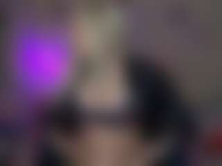 inkedgodd3ss's Live Sex Cam Show