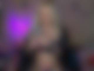 inkedgodd3ss's Live Sex Cam Show
