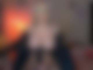 Live cam show with inkedgodd3ss - Bedroom Brown Hair on AdultVida.com