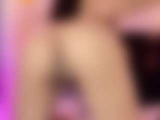 Live cam show with ANTONELLA - Blonde Hair on Stripli.com