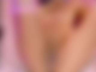 Live cam show with ANTONELLA - Ohmibod on CamSodaAdn