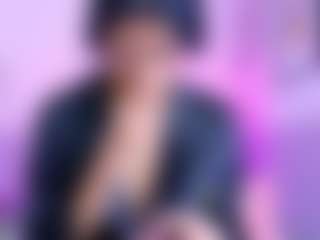 Live cam show with ANTONELLA - Smoking on Hubzter Live