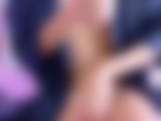 Live cam show with ANTONELLA - Lesbian on Mixed Magazine Live