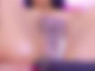 Live cam show with ANTONELLA - Brown Eyes on Uber Horny