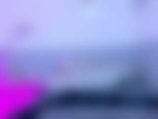 Live cam show with ANTONELLA - Facial on Gym Cam Girls