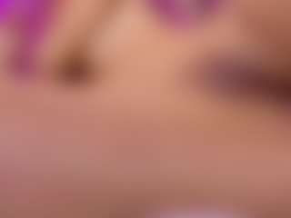 Live cam show with ANTONELLA - Lesbian on Dare Cams